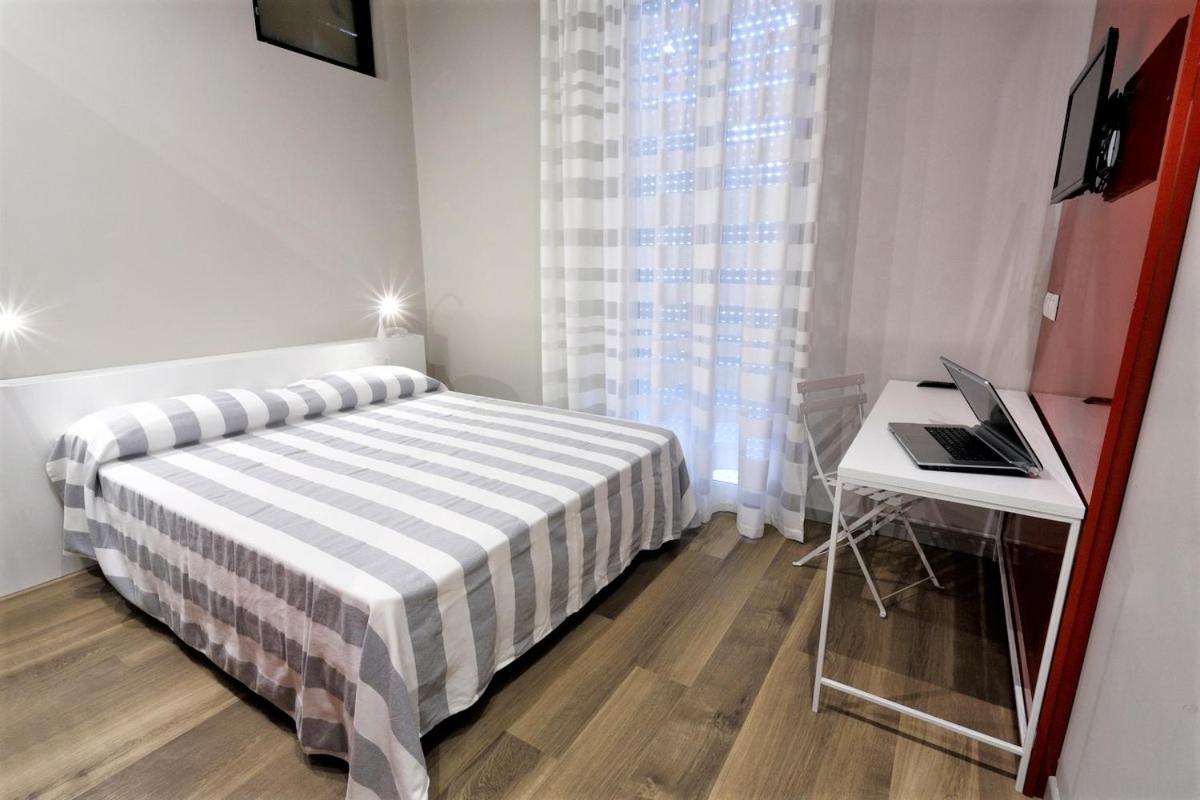 Hotel Aurea Ρίμινι Εξωτερικό φωτογραφία