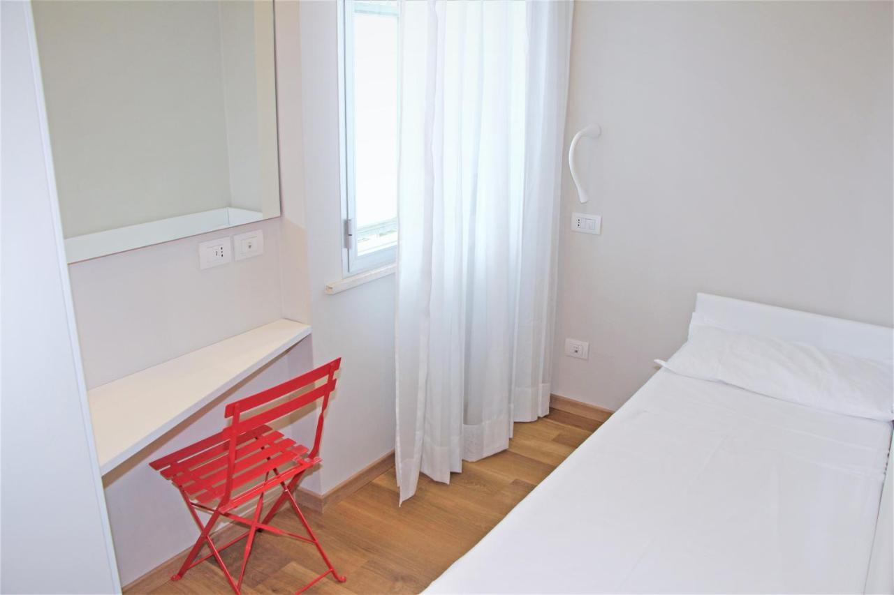 Hotel Aurea Ρίμινι Εξωτερικό φωτογραφία