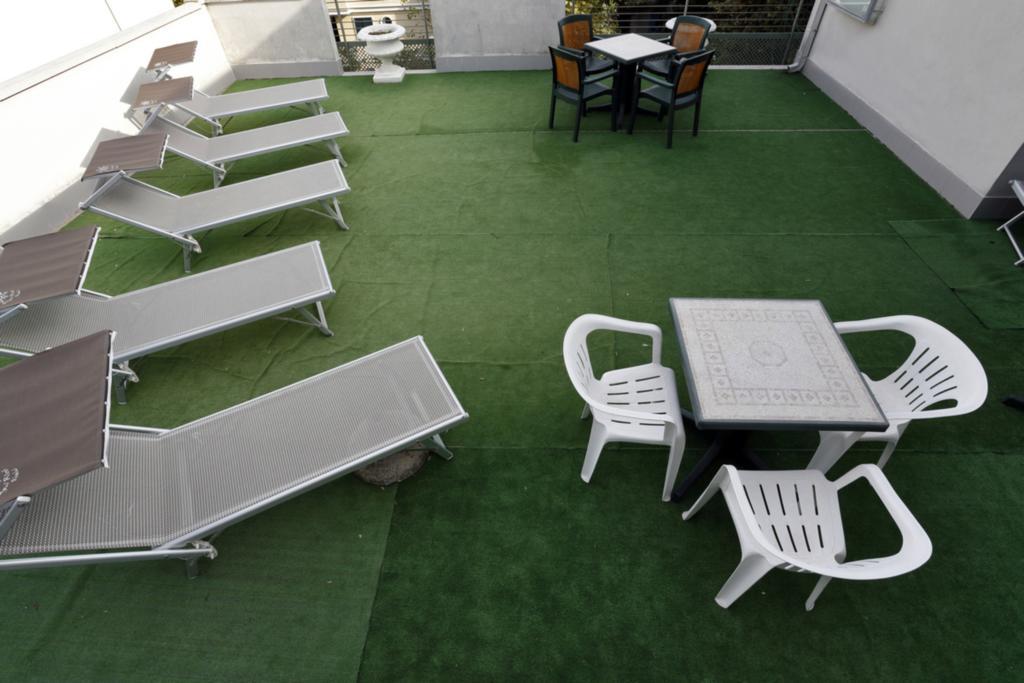 Hotel Aurea Ρίμινι Εξωτερικό φωτογραφία