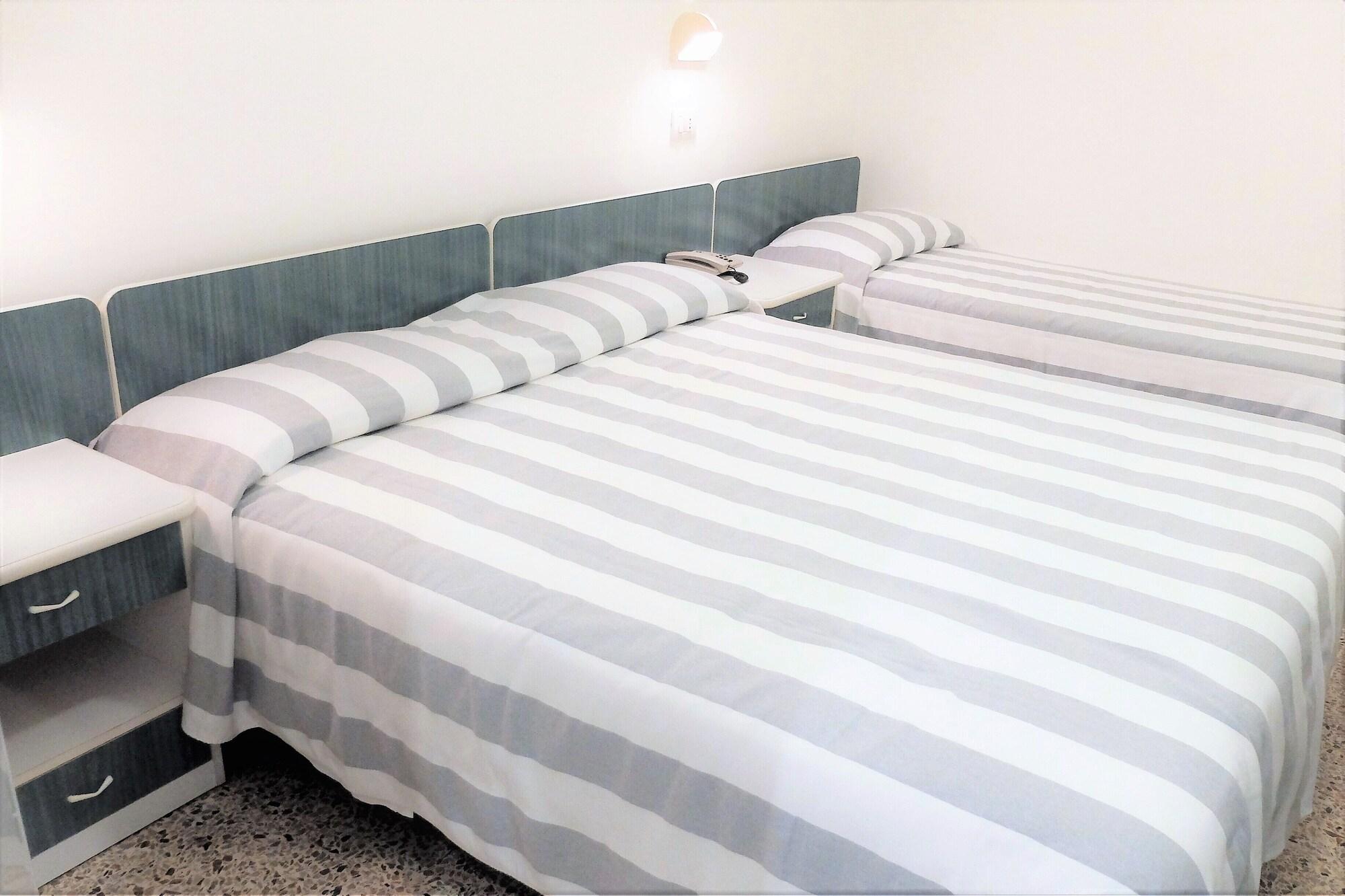 Hotel Aurea Ρίμινι Εξωτερικό φωτογραφία