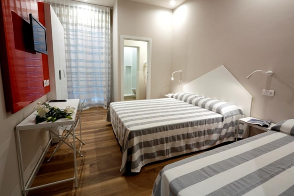 Hotel Aurea Ρίμινι Εξωτερικό φωτογραφία
